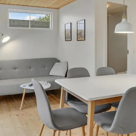 Lovely In Vaeggerlose With Kitchen *